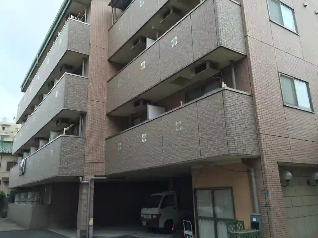 アルベルゴ・パラディーゾ 外観